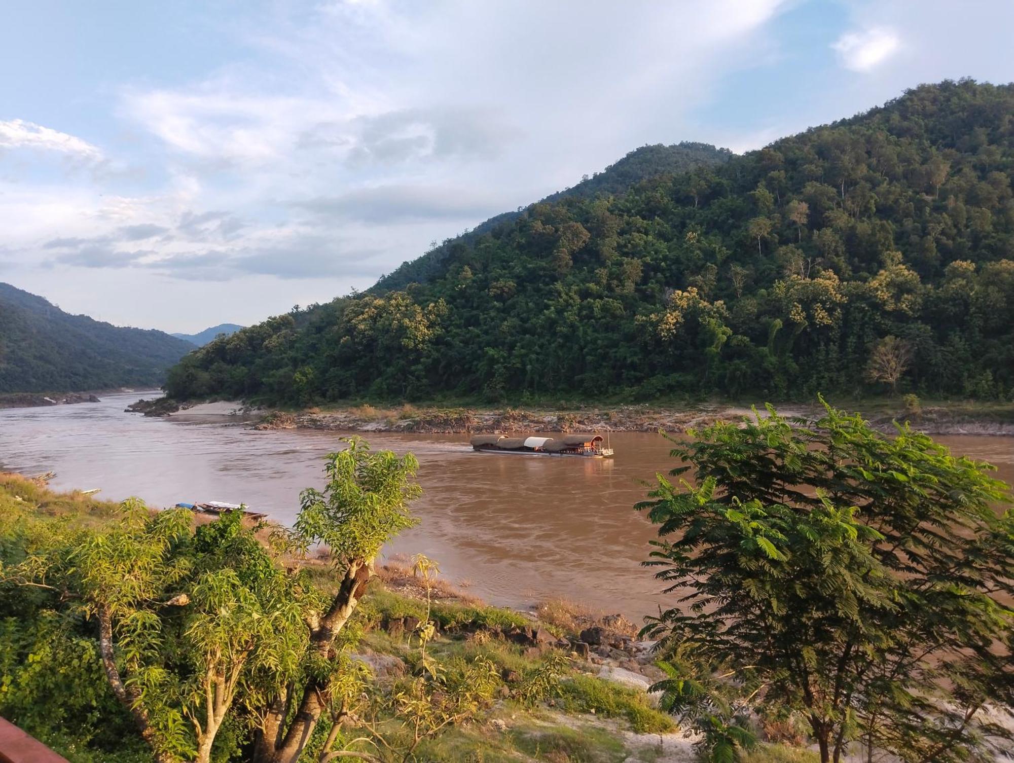 Muang Pakbèng Dorm Riverside 아파트 외부 사진